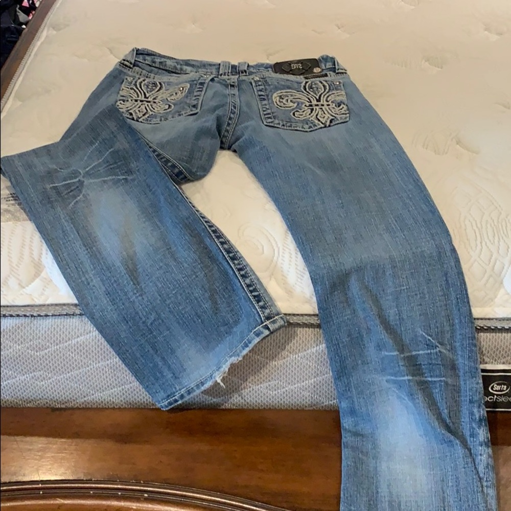 Jeans